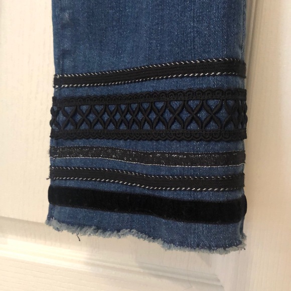 Ann Taylor Ankle Jeans with embroi… - Picture 3 of 7